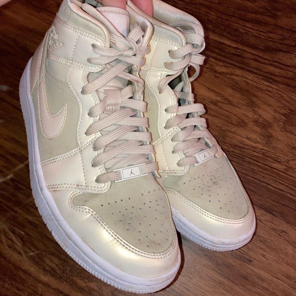 Nike jordans